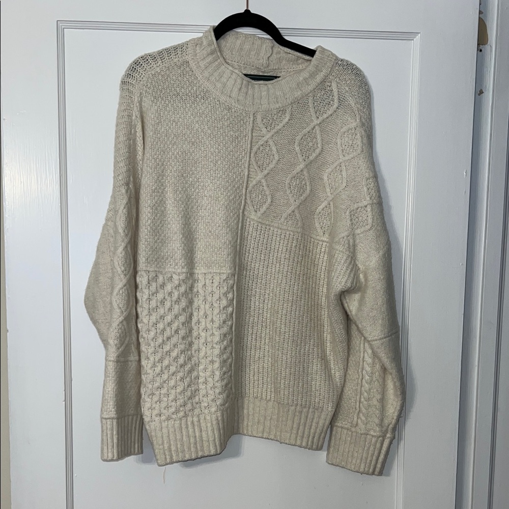 American Eagle Outfitters Large Sweater